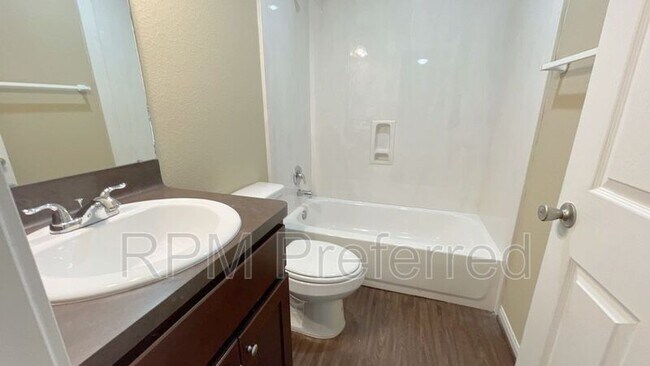 Building Photo - 8114 Record St