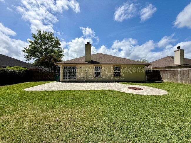 Building Photo - 4509 Deep River Way E