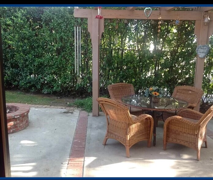 Building Photo - 1101 Heatherview Dr