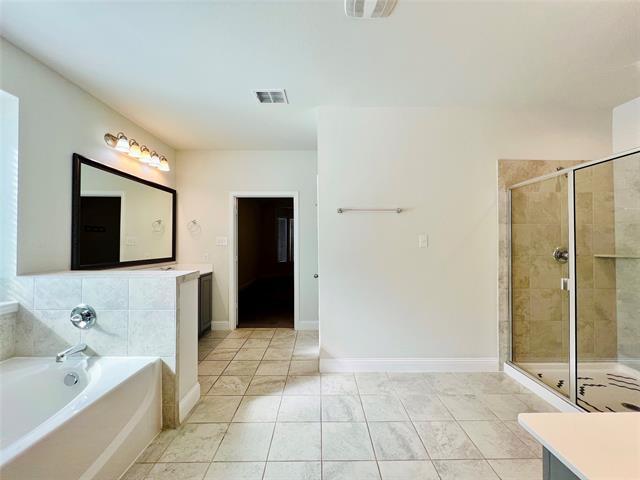 Building Photo - 5644 Salt Springs Dr