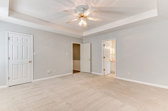 Building Photo - 490 Connemara Trail