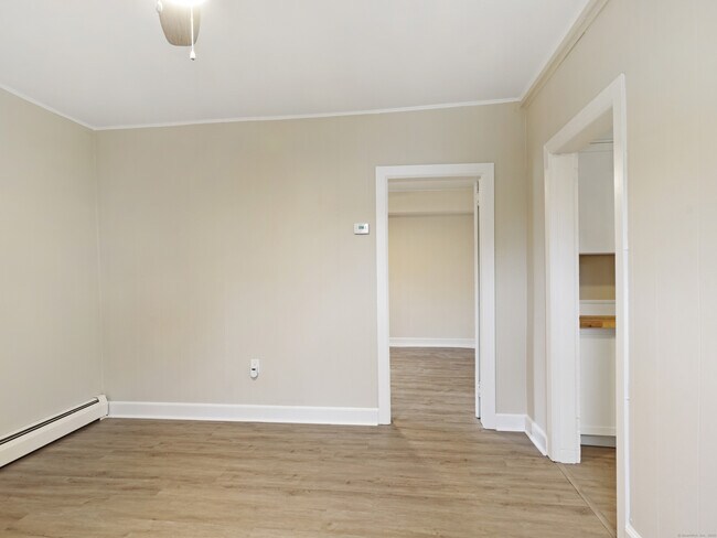 Building Photo - 333 Lenox Rd
