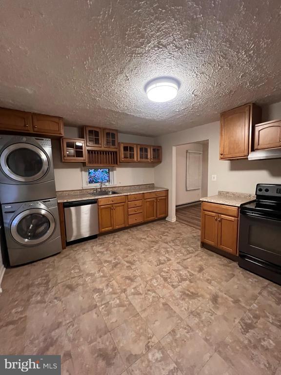 Building Photo - 204 WEST St