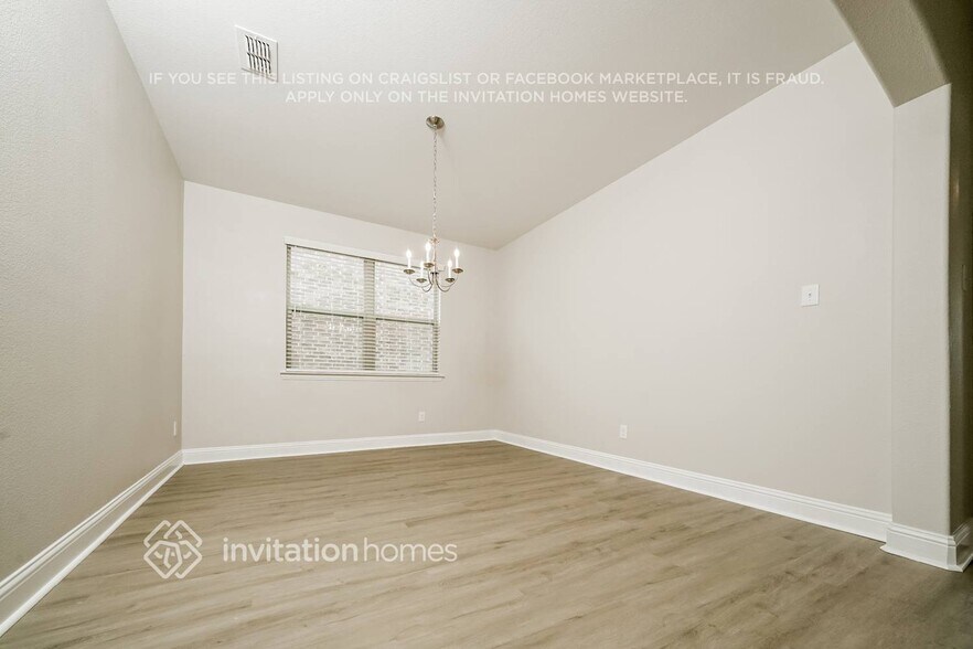 Building Photo - 1604 Ranch Trail Rd