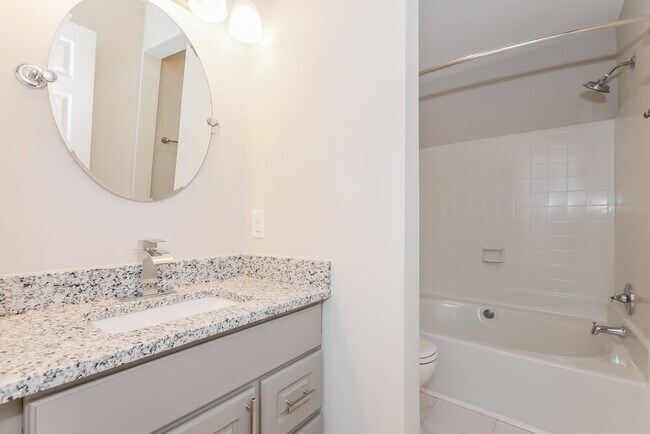 Building Photo - 4503 Bathurst Dr