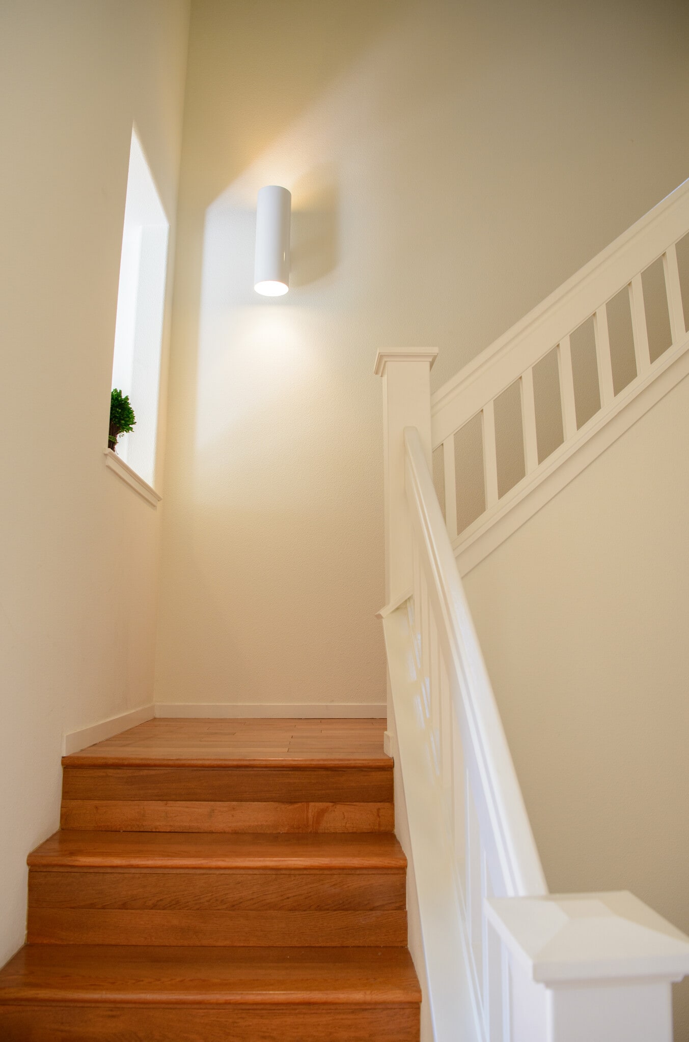 Building Photo - 205 Town Green Ln