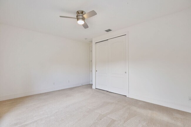 Building Photo - 10822 Mobberley Cir