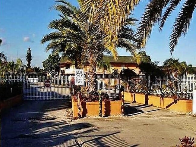 Building Photo - 251 NW 177th St