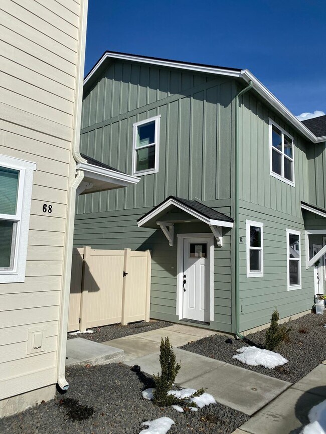 Building Photo - The Villages at River View Ridge