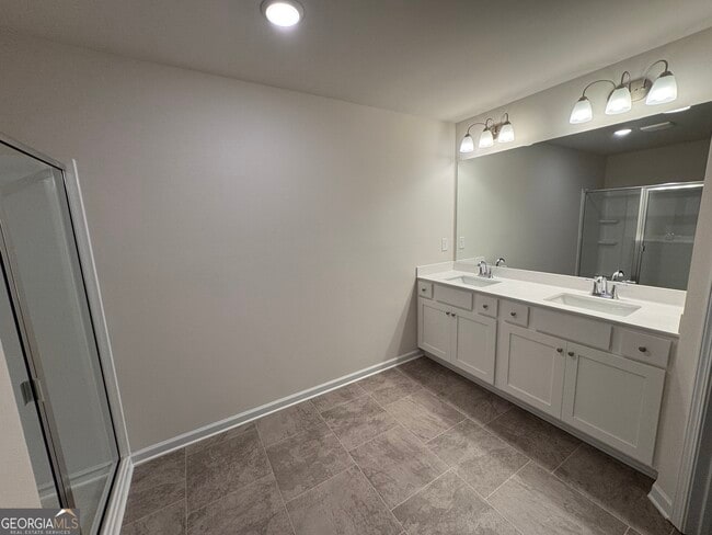 Building Photo - 11 Huntley Trce