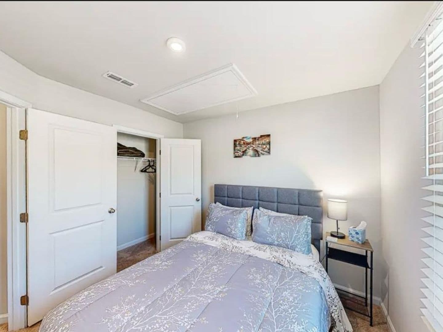 Building Photo - 6 Tidworth Dr