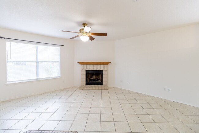 Building Photo - Gorgeous 4 bedroom, 3 bathrooms home in Pflugerville!!!