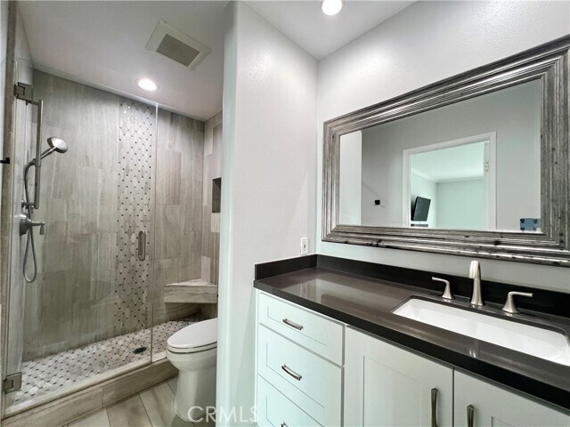 Building Photo - 5850 Portsmouth Rd