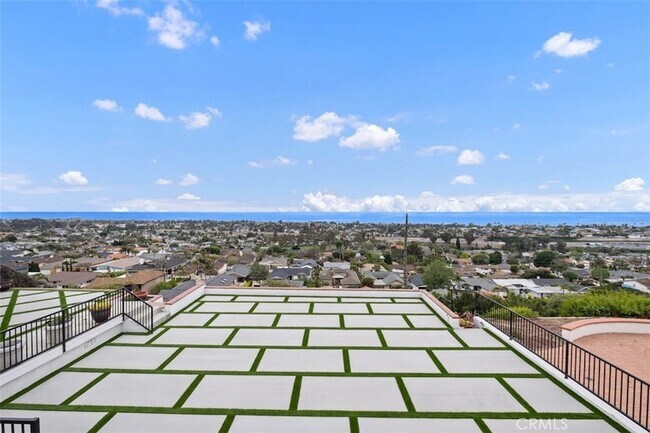 Building Photo - 4013 Via Manzana