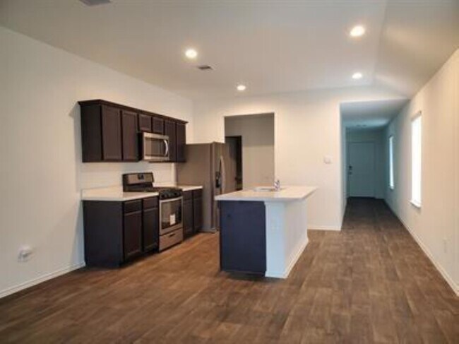 Building Photo - 22531 Aspen Tarn Trl