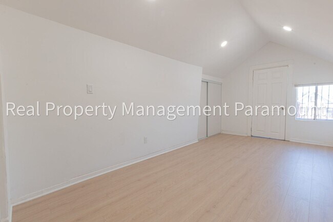 Primary Photo - 433 W 56th St