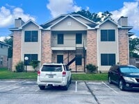 Building Photo - 2220 Millstone Dr