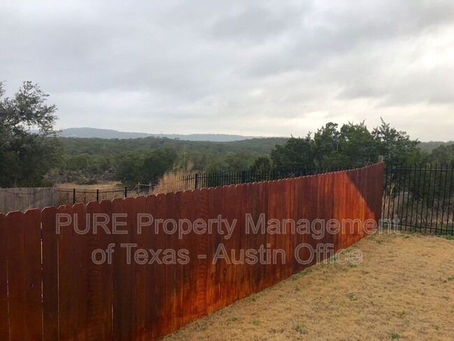 Building Photo - 8301 Prairie Rye Dr