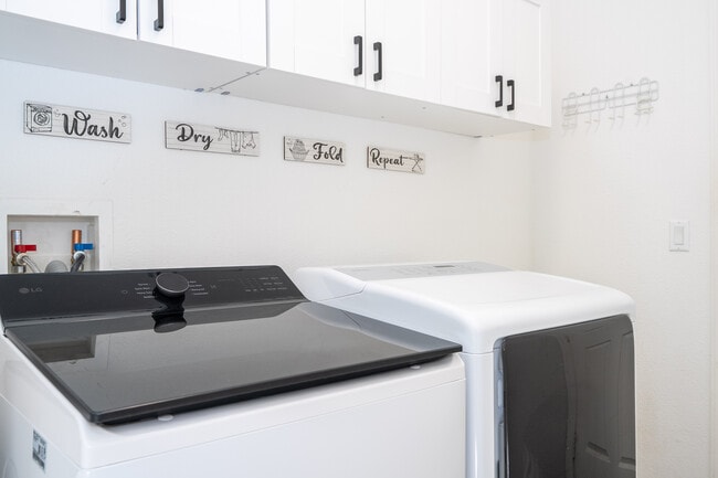 Building Photo - 3774 Eagle Isle Cir