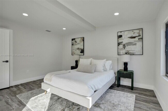 Building Photo - 7943 NW 6th Ave