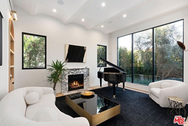 Building Photo - 6258 Drexel Ave