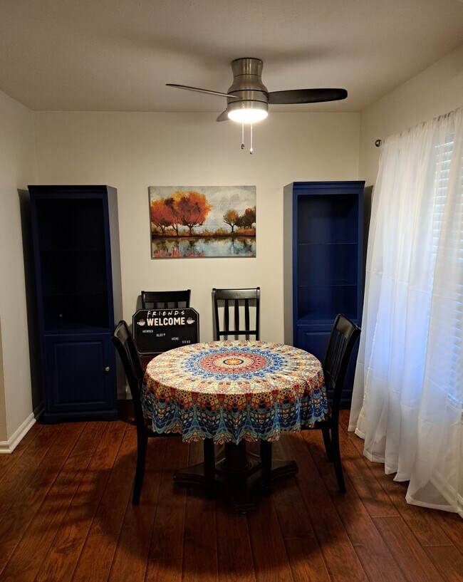 dining area - 1966 Goldsmith Ln