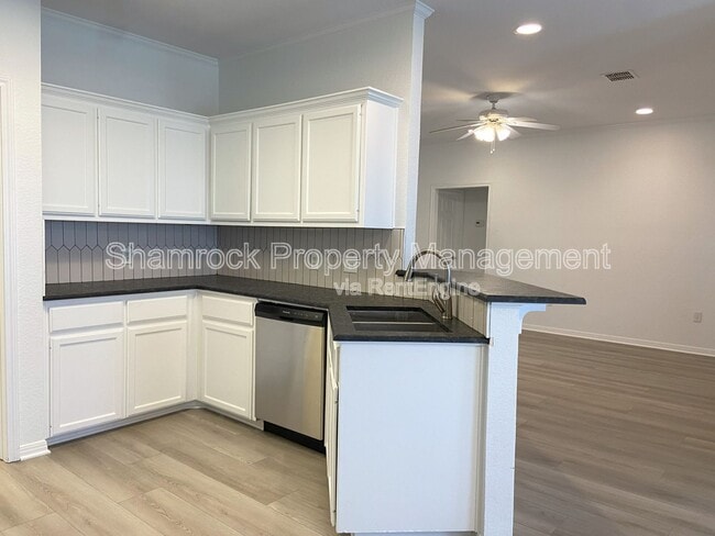 Building Photo - 3061 Clydesdale Way