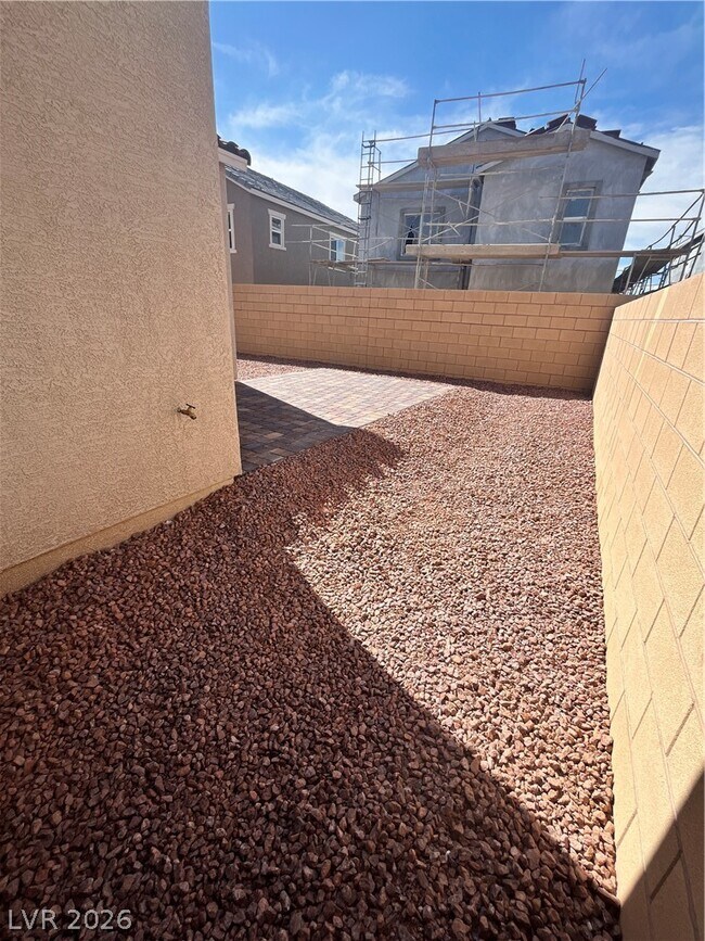 Building Photo - 398 Moonlight Opera Ct