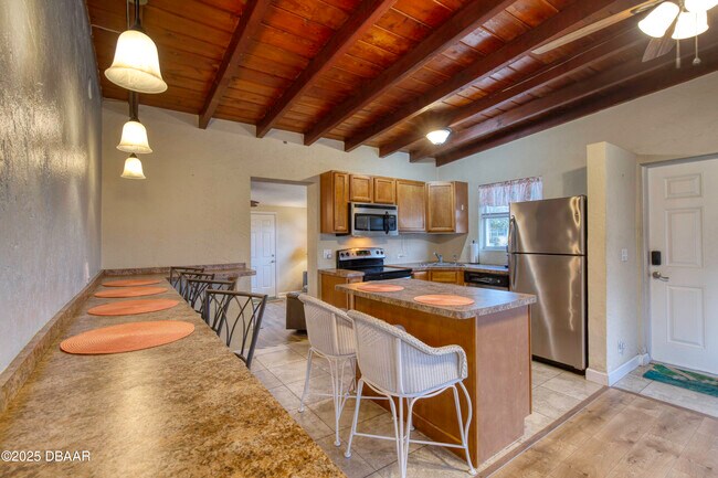 Building Photo - 114 Lynnhurst Dr