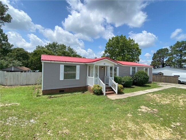 Primary Photo - 43 Englewood Cir
