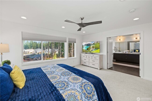 Building Photo - Stunning Modern Home in Black Diamond