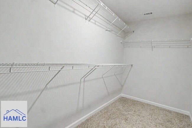 Building Photo - 319 Herty Ln