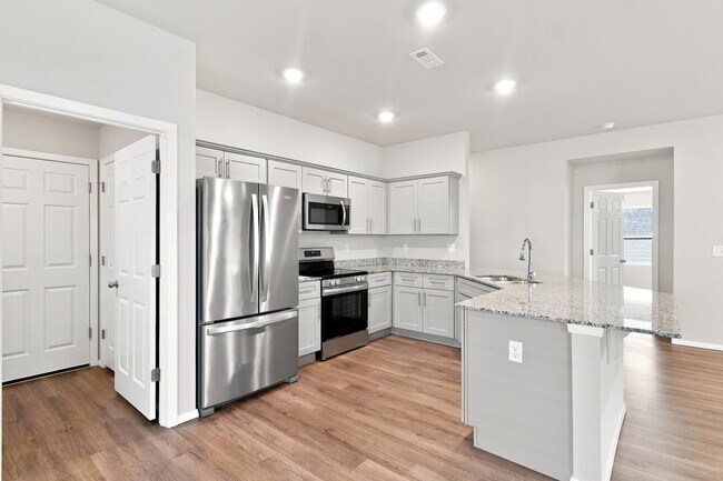 Building Photo - 2751 W Obsidian St