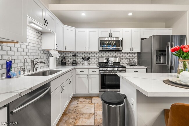 Building Photo - 5235 Zebra Ct