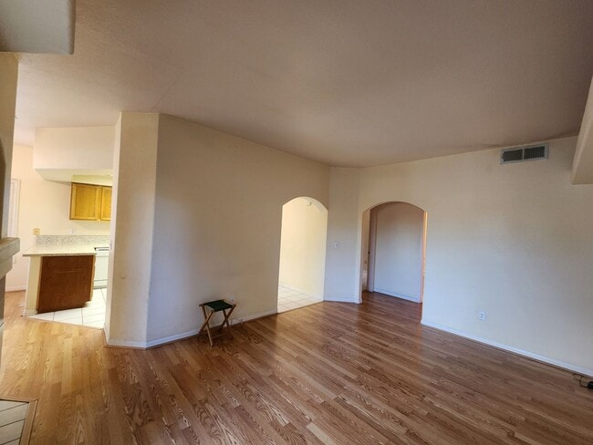 Building Photo - 2nd Story Condo in gated community close to the pool.