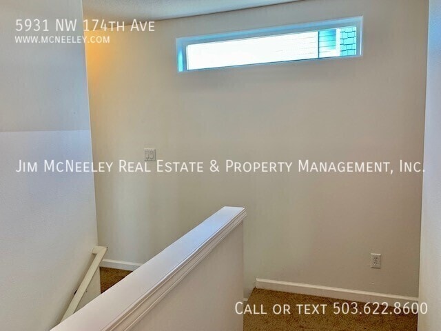 Building Photo - 5931 NW 174th Ave