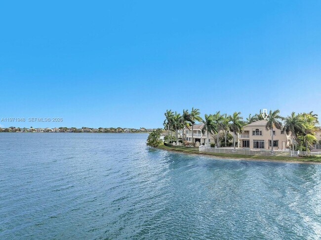 Building Photo - 5028 SW 170th Ave