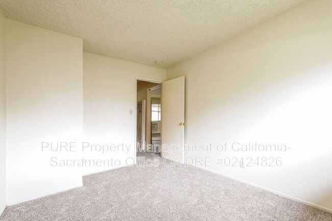 Building Photo - 4525 Pennsylvania Ave