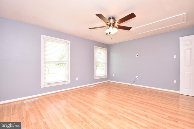 Building Photo - 12327 Elk Run Rd