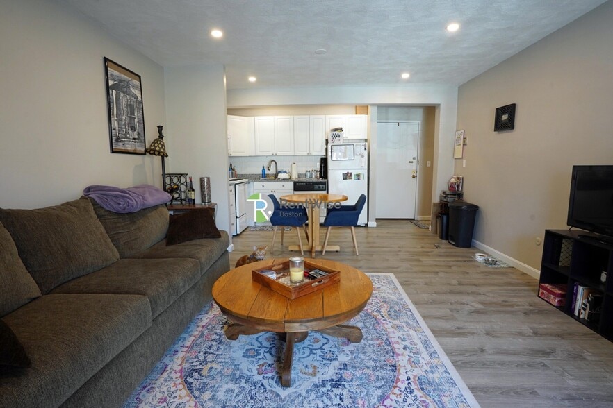 Primary Photo - 116 Tremont St
