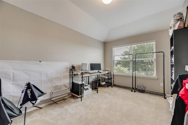 Building Photo - 404 Fountain View Ln