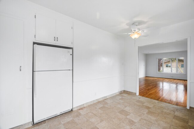 Building Photo - 4105 Irving Pl