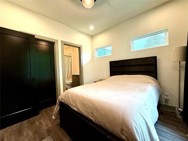 Building Photo - 1227 Oxley Pl NW