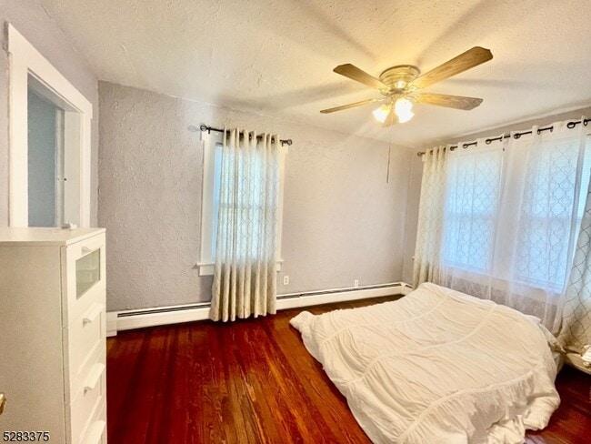 Building Photo - 255 Paterson Hamburg Turnpike