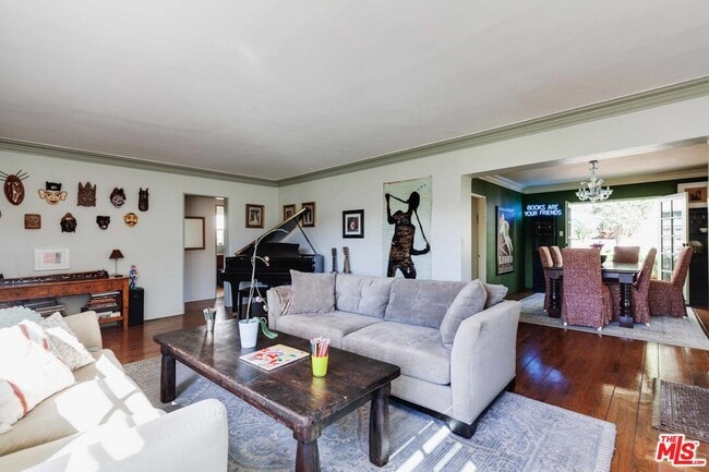 Building Photo - 3024 Angus St