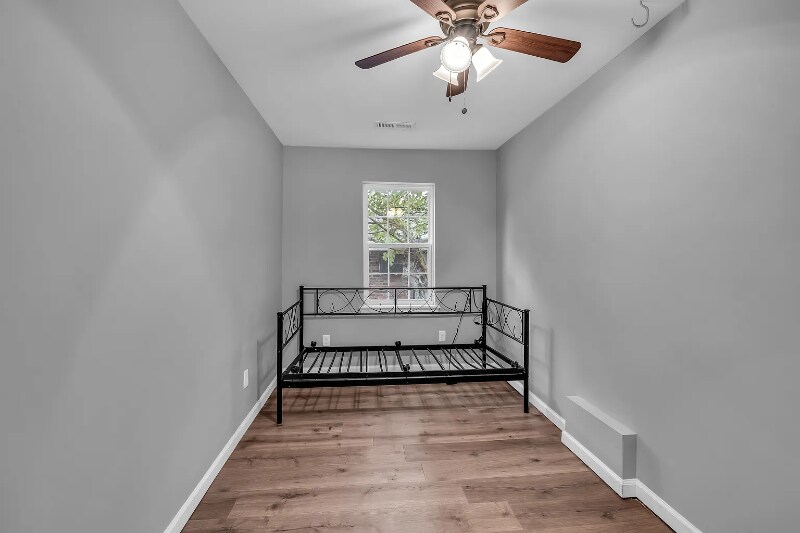 Building Photo - 2007 Wilson St