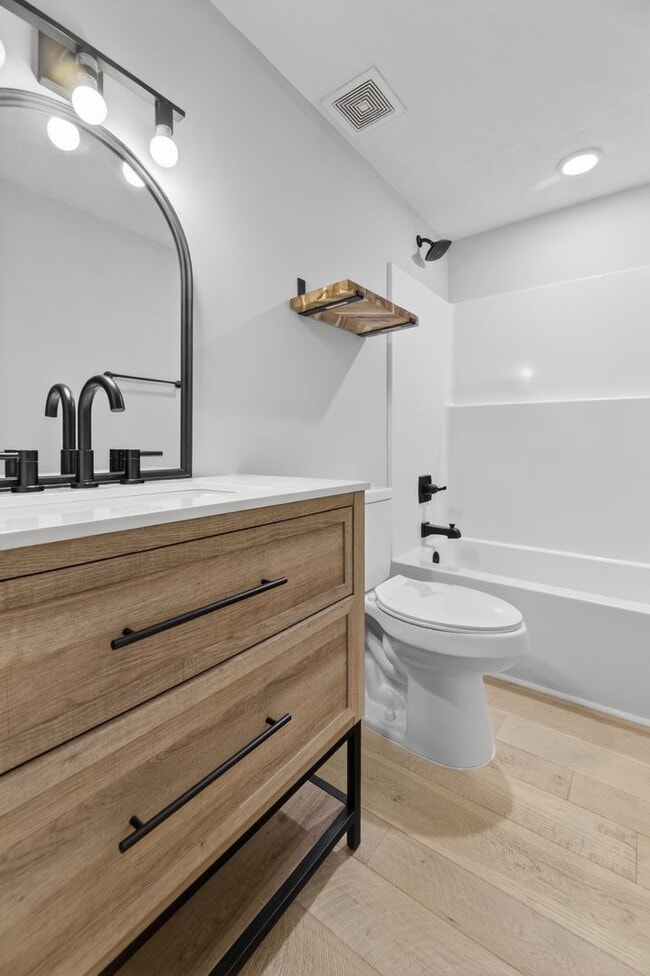 Building Photo - Beautiful  Home in Southside – MOVE IN SPECIAL