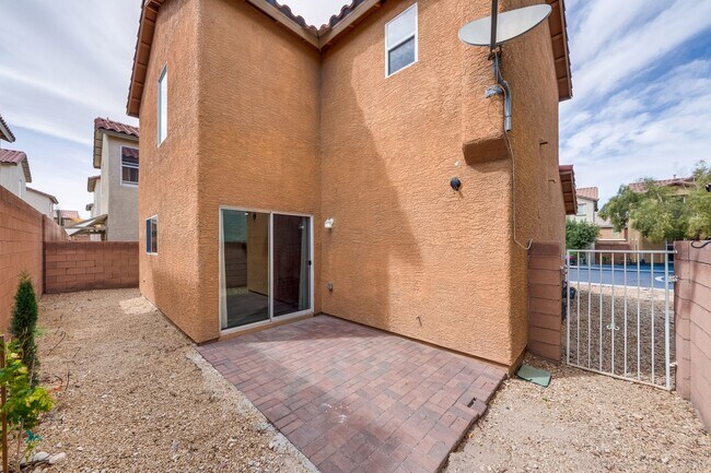 Building Photo - Charming Southwest Las Vegas Home with Open Layout & Prime Location Near the Strip