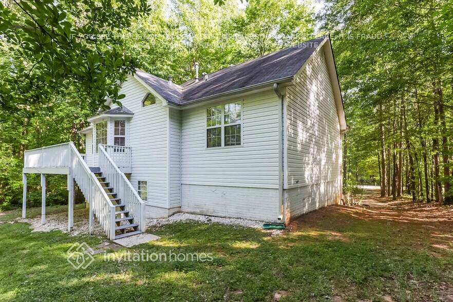 Building Photo - 155 Marsha Way