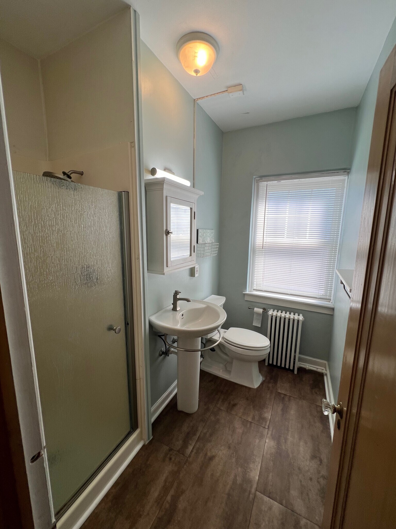 Bathroom - 3900 Sunnyside Rd